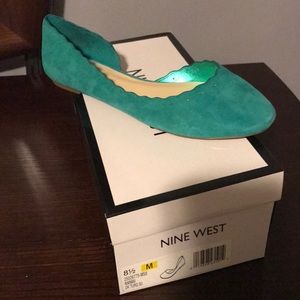 DK turq suede flats
